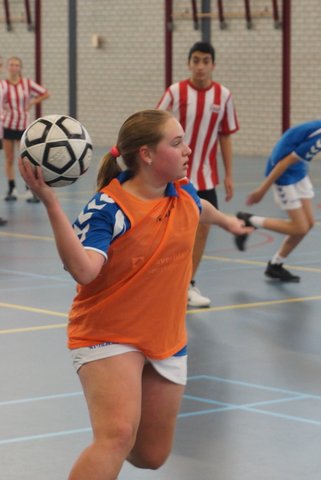 Korfbal C2  29 november-010.JPG